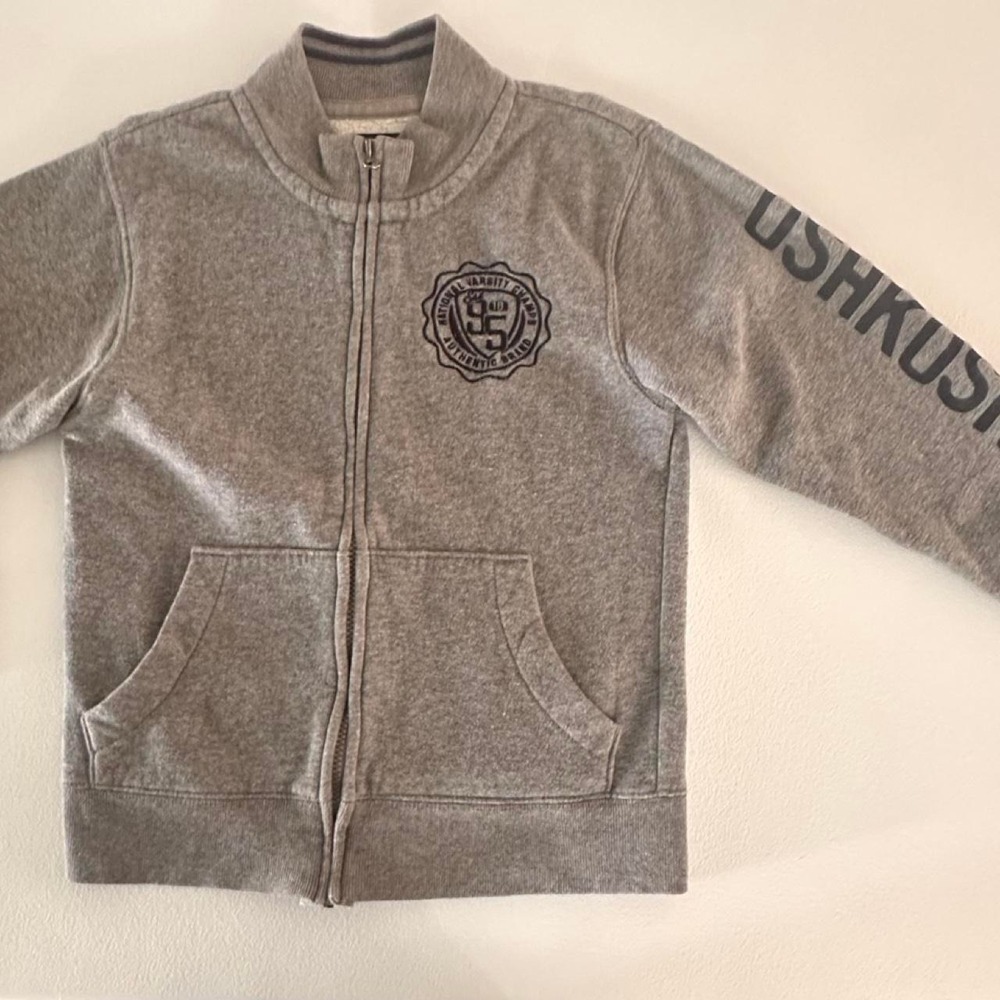 Gray OshKosh B'gosh kid size 8 zip up